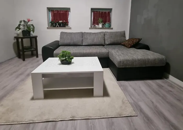 Lägenhet Gaestewohnung In Der Naehe Des *